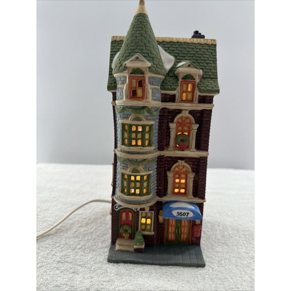 Department 56 "5607 Park Avenue Townhouse" 5977-3 Christmas In The City House